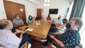 Lee más sobre el artículo El presidente de la CIC se reunió con directoras y directores de centros de investigación propios<p class = "resumen">Se conversó sobre temas generales inherentes a los centros CIC y se presentó al futuro director provincial de Vinculación y Transferencia.</p>