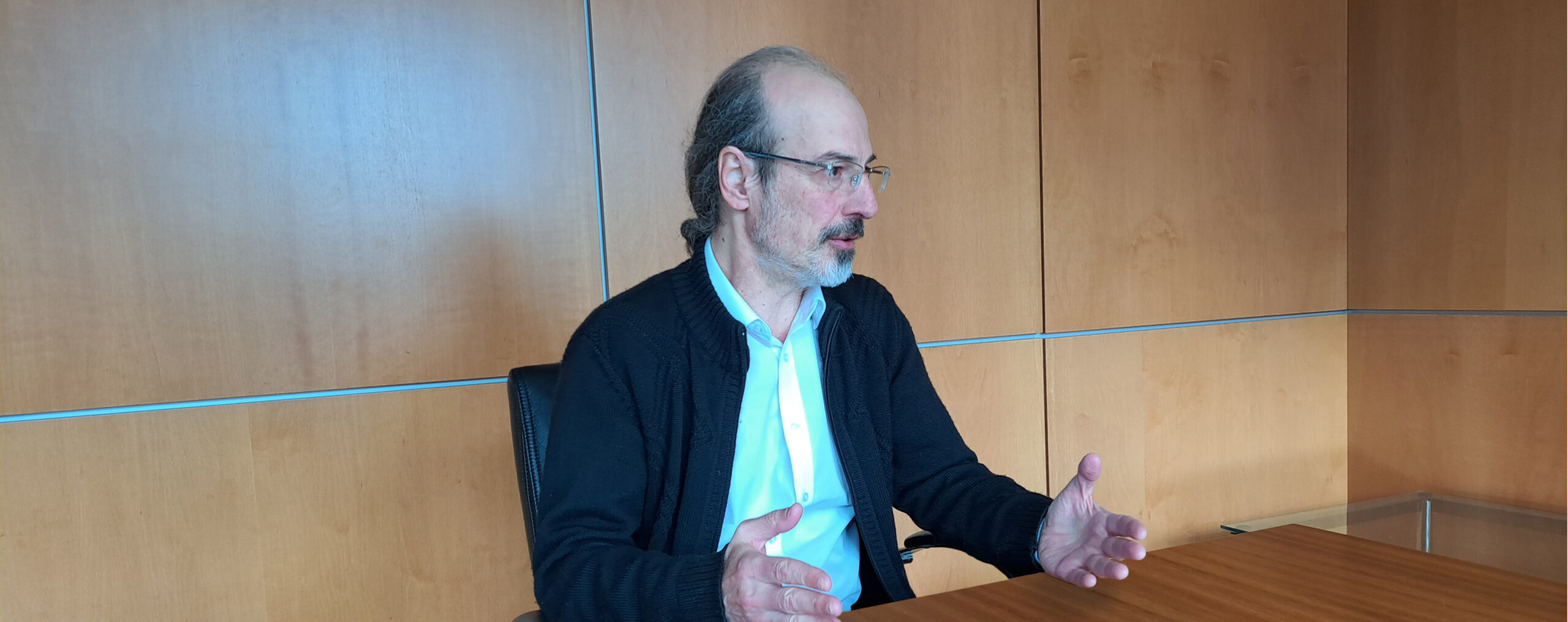 Lee más sobre el artículo Entrevista a Diego Hurtado: “Acordemos que la ciencia y la tecnología no se tocan”