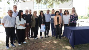 Lee más sobre el artículo La CIC reconoció la trayectoria de investigadoras e investigadores<p class = "resumen">Se entregaron distinciones a personal científico, trabajadoras y trabajadores de la institución. También se le otorgó un diploma a Patricia Ana Maria Williams, quien fue designada como investigadora emérita.</p>