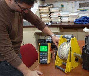 Lee más sobre el artículo Agua subterránea: ¿La solución para el abastecimiento en Bahía Blanca?<p class = "resumen">Científicos de la Universidad Nacional del Sur investigan la extracción de subterránea como posible solución a problemas hídricos en el sudoeste bonaerense. Ventajas ambientales, el posible uso industrial y la “huella hídrica”.</p>