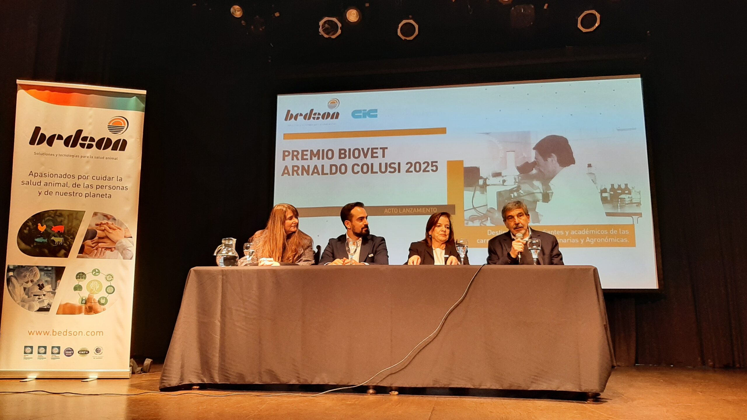 En este momento estás viendo Premio BioVet “Arnaldo Colusi” 2025 a la innovación científica veterinaria<p class = "resumen">La CIC y la empresa Bedson S.A. impulsan una convocatoria dirigida a estudiantes y profesionales de las carreras de Ciencias Veterinarias y Agronómicas de universidades con sede en la provincia de Buenos Aires.</p>